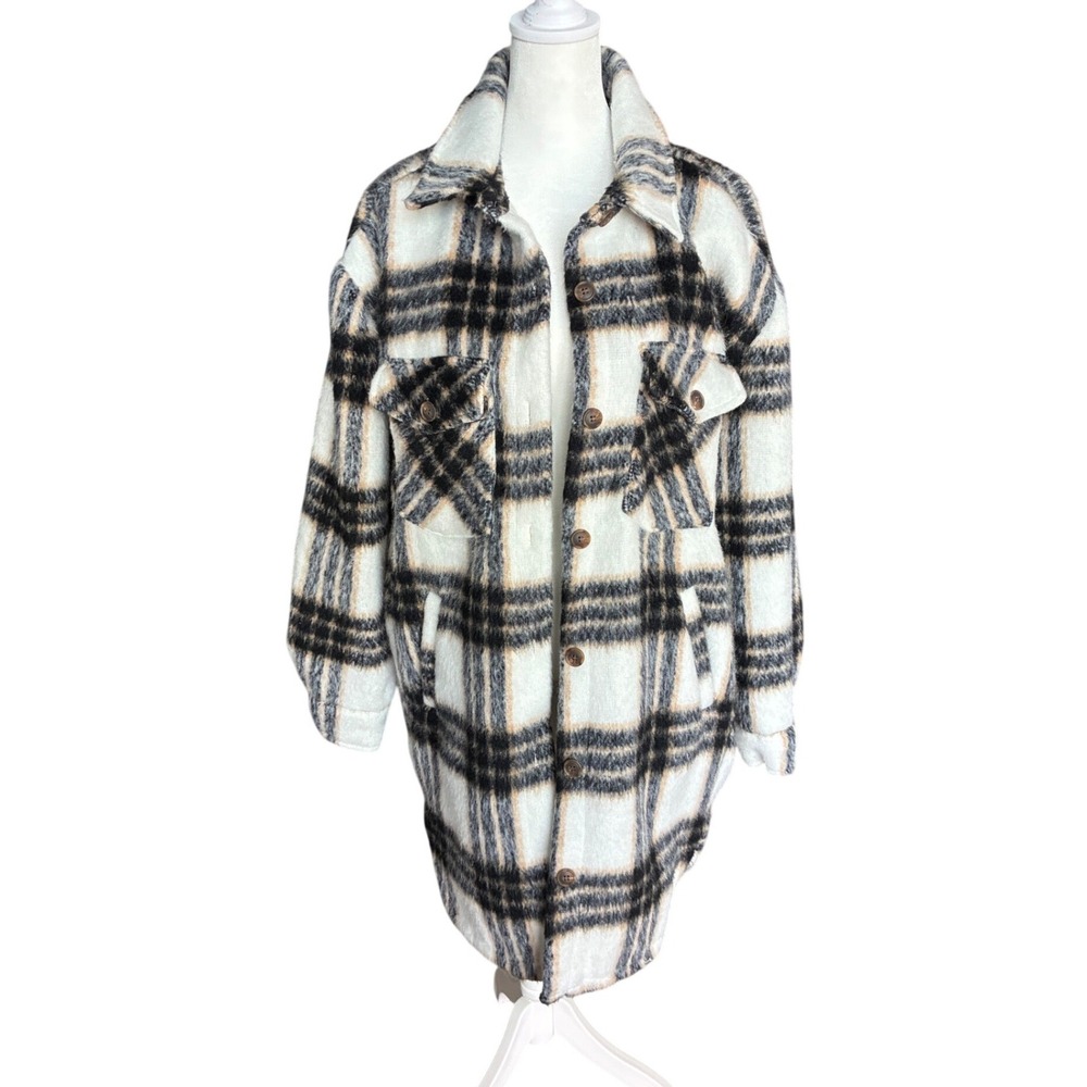 Madden NYC Womens Large Plaid Shacket Shirt Jacket Cream Black Tan NT331H121